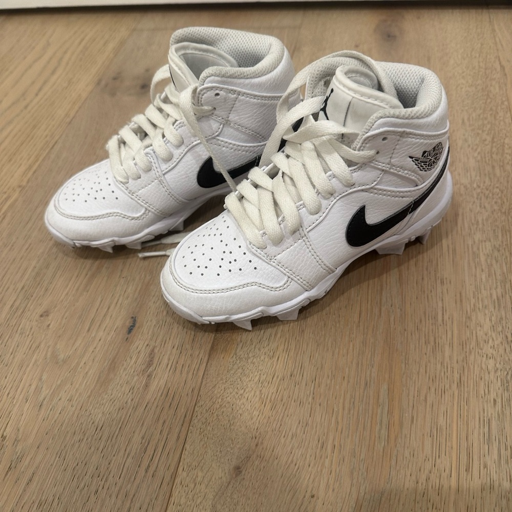 Jordan Cleats Boys